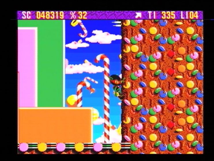 Zool (CD32) Screenshots (4)